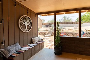 Darling Desert Abode W/hot-tub + Game Room 3 Bedroom Home by RedAwning