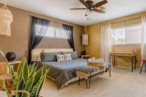 Darling Desert Abode W/hot-tub + Game Room 3 Bedroom Home by RedAwning