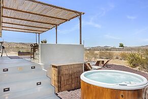 Desert Moon - Serene Desert Views & Design 3 Bedroom Home by RedAwning