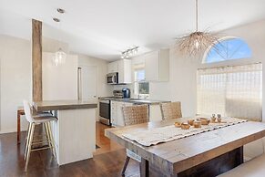 Desert Moon - Serene Desert Views & Design 3 Bedroom Home by RedAwning