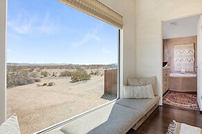 Desert Moon - Serene Desert Views & Design 3 Bedroom Home by RedAwning