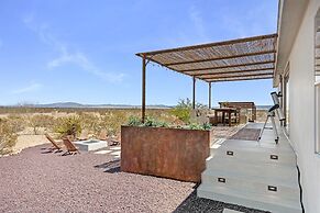 Desert Moon - Serene Desert Views & Design 3 Bedroom Home by RedAwning