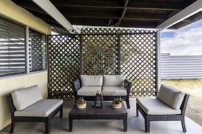 Sky Harbor House - Centrally Located W/hot Tub 3 Bedroom Home by RedAw