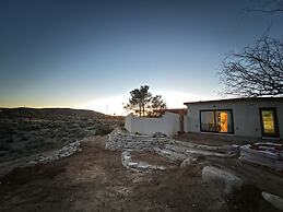 Mesa View Homestead - Cozy, 360 Views & Tranquility! 1 Bedroom Home by