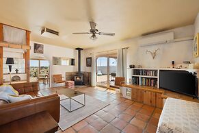 Mesa View Homestead - Cozy, 360 Views & Tranquility! 1 Bedroom Home by