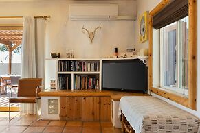 Mesa View Homestead - Cozy, 360 Views & Tranquility! 1 Bedroom Home by