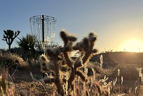 Warren Vista Ranch - Heated Pool, Hot Tub! 2 Bedroom Home by RedAwning