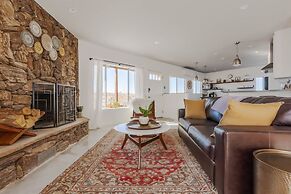 Warren Vista Ranch - Heated Pool, Hot Tub! 2 Bedroom Home by RedAwning