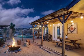 Warren Vista Ranch - Heated Pool, Hot Tub! 2 Bedroom Home by RedAwning