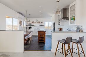 Warren Vista Ranch - Heated Pool, Hot Tub! 2 Bedroom Home by RedAwning