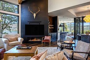 Cliffside Oasis 4 Bedroom Home