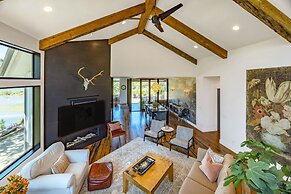 Cliffside Oasis 4 Bedroom Home