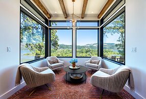 Cliffside Oasis 4 Bedroom Home