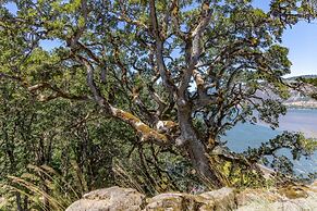 Cliffside Oasis 4 Bedroom Home