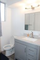 Private Two Bedroom Waikiki Getaway 2 Condo by RedAwning