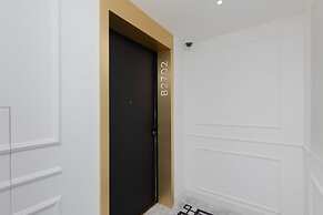 LUX Apartment Warsaw by Renters Prestige