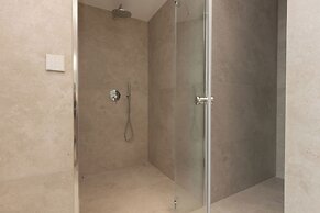 LUX Apartment Warsaw by Renters Prestige