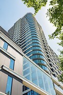 LUX Apartment Warsaw by Renters Prestige