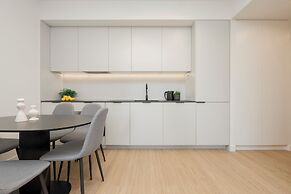 Warsaw Apartment With Parking by Renters