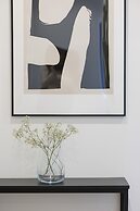 Warsaw Apartment With Parking by Renters