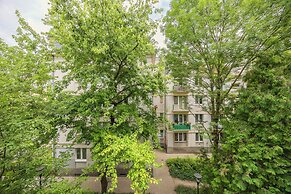 Apartment Near Old Town by Renters