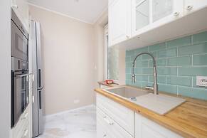 Apartment Near Old Town by Renters