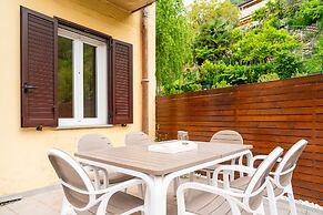 Lobelia Apartment with Terrace