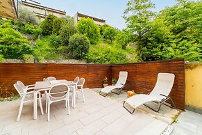 Lobelia Apartment with Terrace