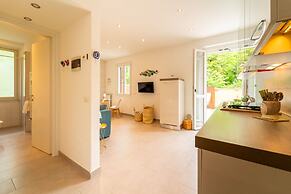 Lobelia Apartment with Terrace