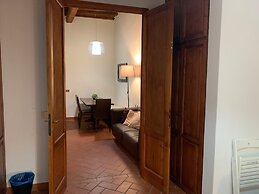 Sdrucciolo dei Pitti First Floor