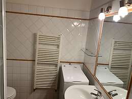 Sdrucciolo dei Pitti First Floor