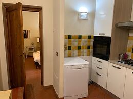 Sdrucciolo dei Pitti First Floor