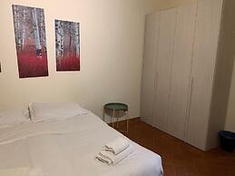 Sdrucciolo dei Pitti First Floor