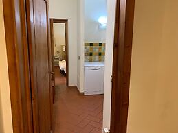 Sdrucciolo dei Pitti First Floor