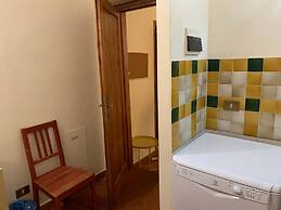 Sdrucciolo dei Pitti First Floor