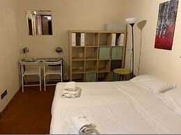 Sdrucciolo dei Pitti First Floor