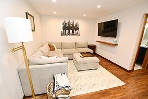 Updated Bungalow Steps to Notre Dame 410