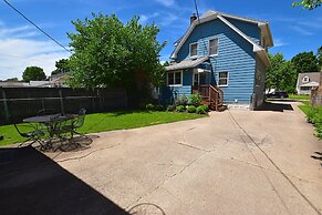 Updated Bungalow Steps to Notre Dame 410