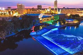 Updated Bungalow Steps to Notre Dame 410