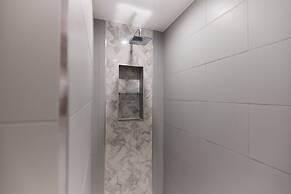 The Westbourne Park Place - Elegant 3bdr Flat