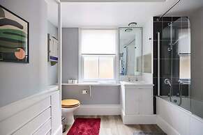 The Fulham Hideout - Modish 2bdr Flat With Patio