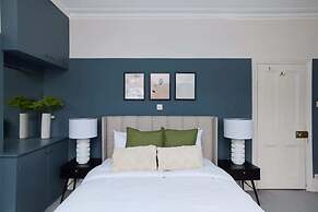 The Fulham Hideout - Modish 2bdr Flat With Patio