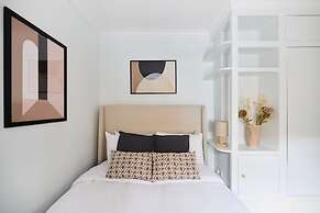 The Fulham Asylum - Modish 2bdr Flat With Patio