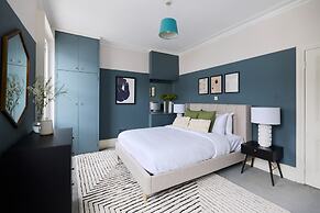 The Fulham Asylum - Modish 2bdr Flat With Patio