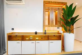 Premium Luxury Apartment by Smart Home