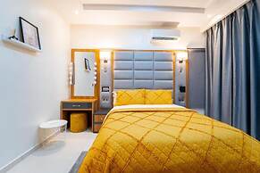Premium Luxury Apartment by Smart Home