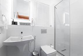 Premium Luxury Apartment by Smart Home