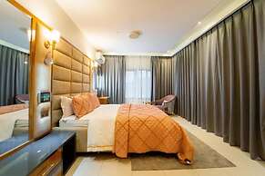Premium Luxury Apartment by Smart Home
