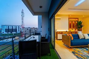 Premium Luxury Apartment by Smart Home