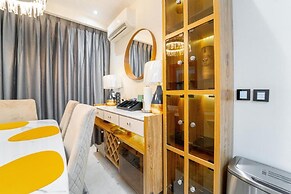 Premium Luxury Apartment by Smart Home